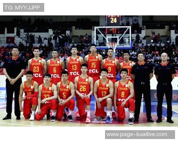 中国男篮世预赛对决约旦全力争胜展现团队实力与拼搏精神