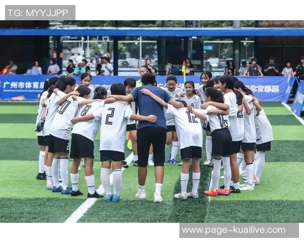 加维引领足球新风潮展现年轻球员的无限潜力与未来发展方向